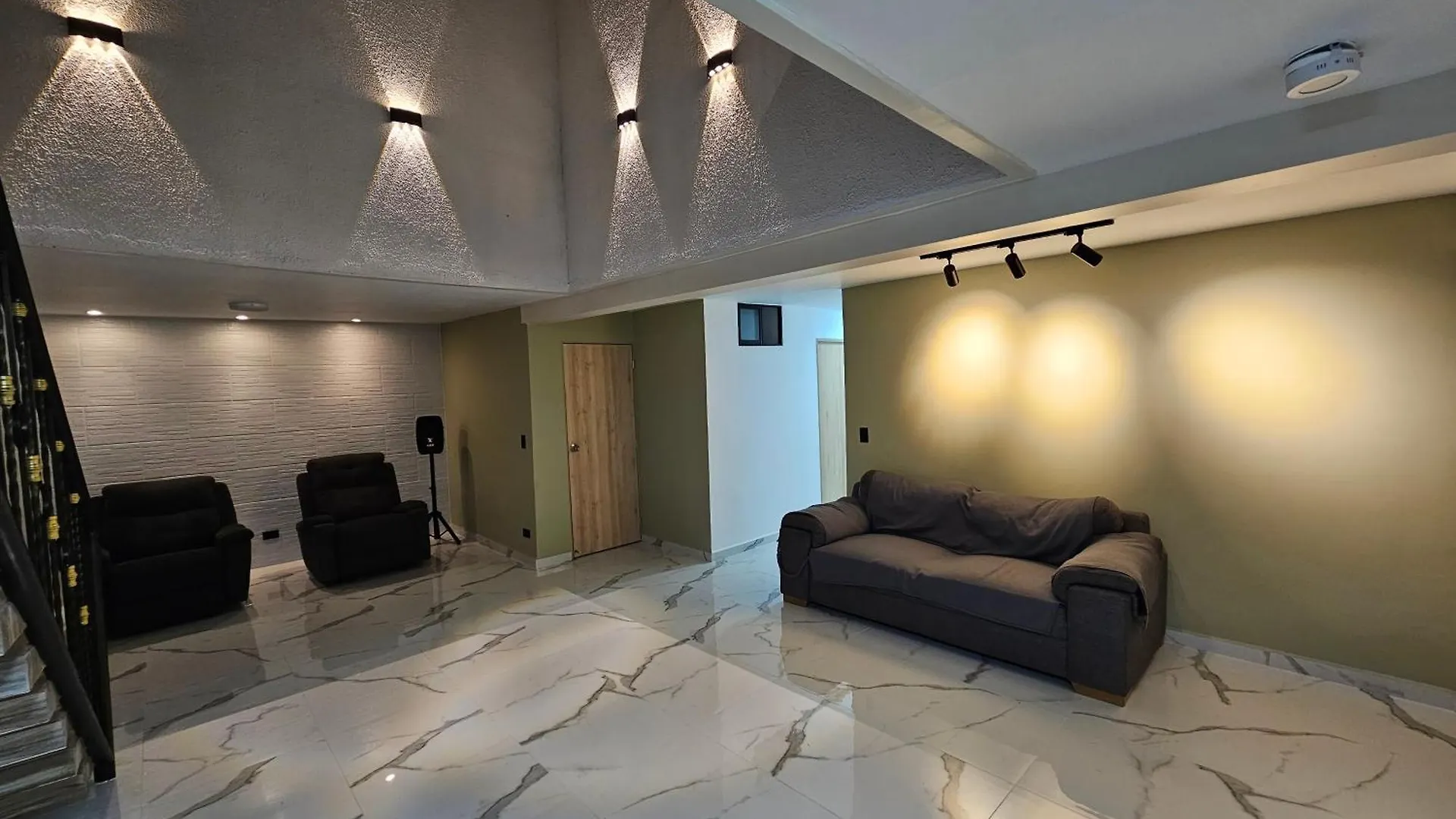 Casa Hotel La Bonita Medellin Guest house