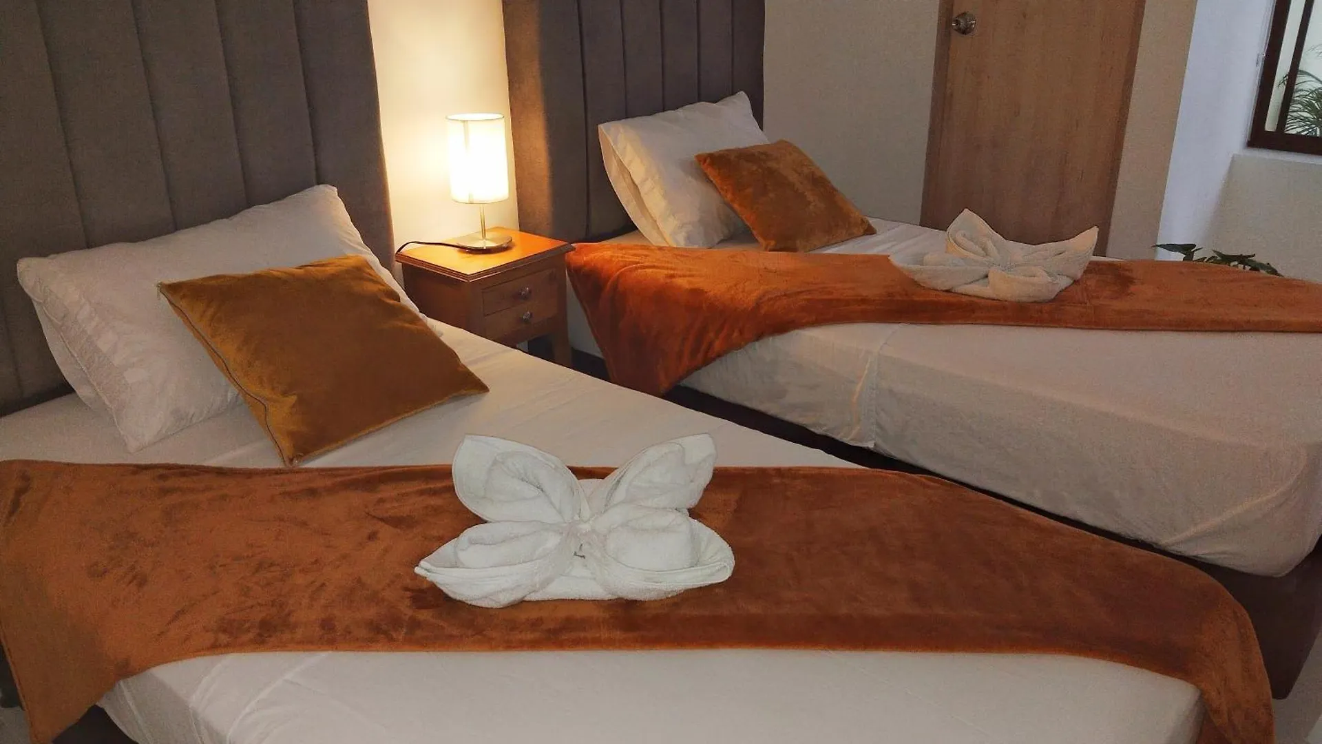 Casa Hotel La Bonita Medellin Colombia